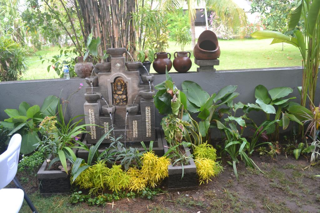 Master Homestay Amed  Bagian luar foto